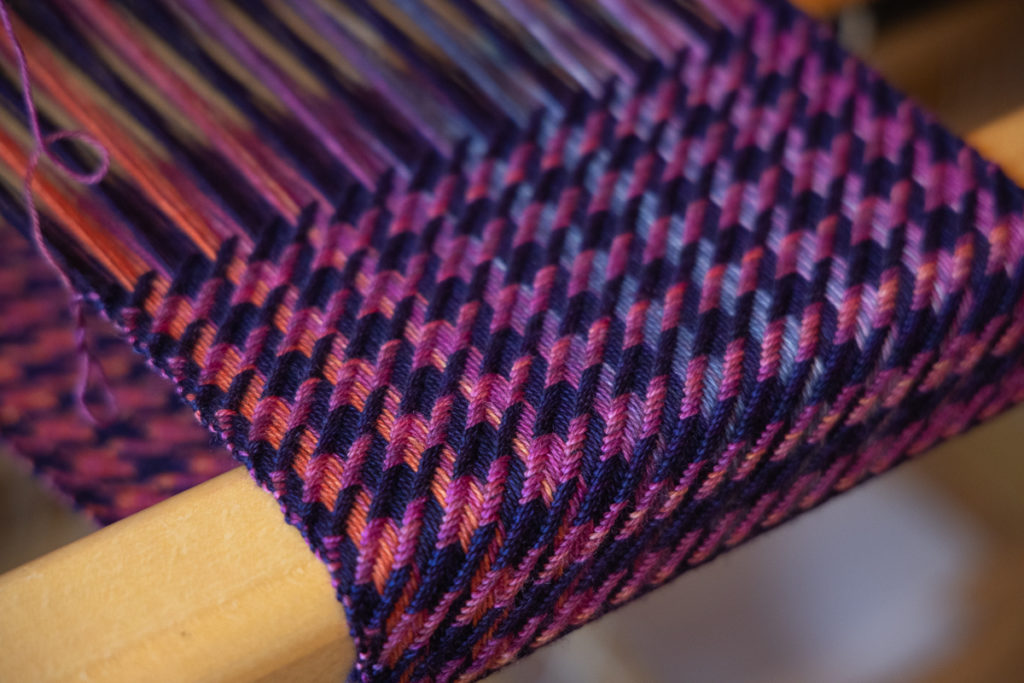 Handwoven Colour: Houndstooth  Weaving » School of SweetGeorgia